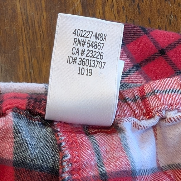 Victoria's Secret Red and Black Plaid Pajama Pants - Picture 6 of 6